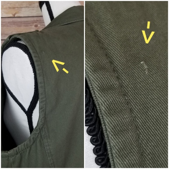 B Sweet Zip Up Collared Vest Size Medium - Picture 6 of 7